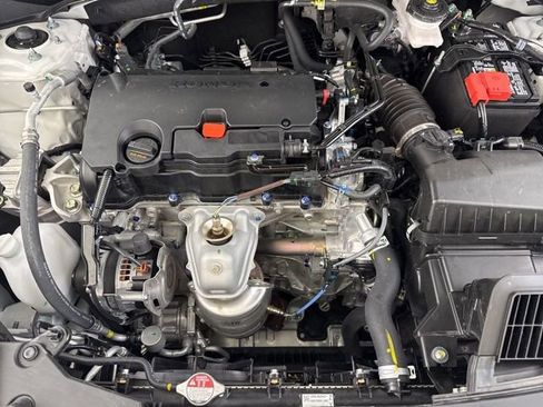 Certified 2026 Honda HR-V Sport image 22