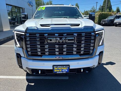 Used 2024 GMC Sierra 2500 Denali Ultimate AWD/4WD image 2