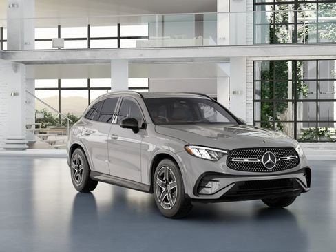 New 2025 Mercedes-Benz GLC 300 4MATIC image 5