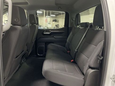 Used 2025 Chevrolet Silverado 1500 LT AWD/4WD image 23