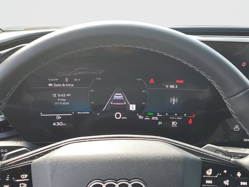 Used 2025 Audi Q5 Premium w/ Premium Plus AWD/4WD image 31