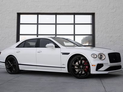 New 2025 Bentley Flying Spur Plug-In Hybrid