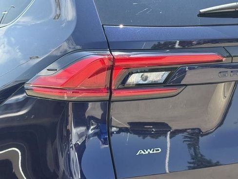Used 2024 Toyota Grand Highlander AWD image 6
