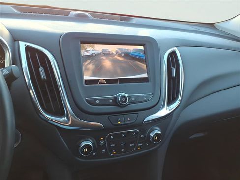 Used 2024 Chevrolet Equinox LT w/ LPO, Floor Liner Package image 17