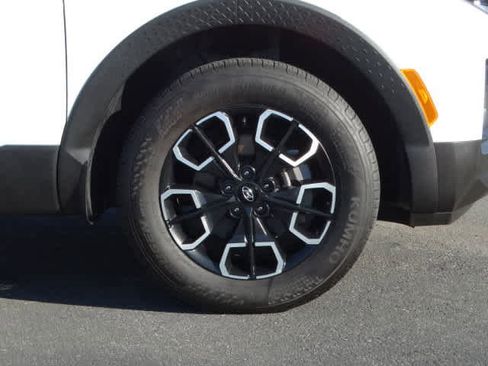 Used 2024 Hyundai Santa Cruz SEL image 8