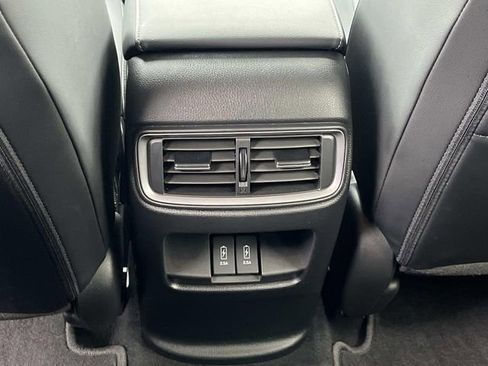 Used 2020 Honda CR-V Touring image 18