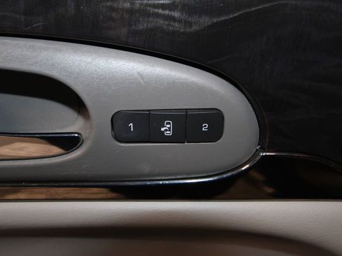 Used 2015 Buick Enclave Leather image 9