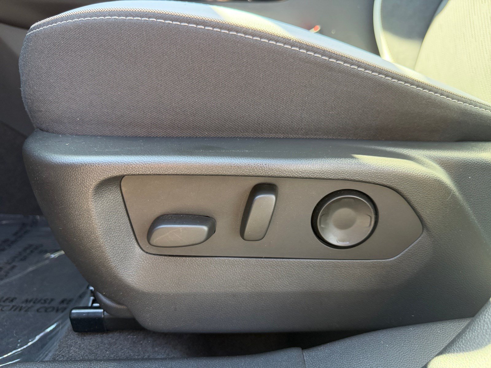 Used 2025 Buick Envision Sport Touring AWD/4WD image 14