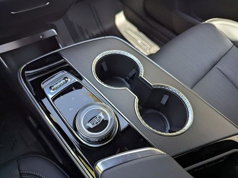 New 2026 Cadillac Lyriq Premium Luxury w/ LPO, Floor Liner Package image 10