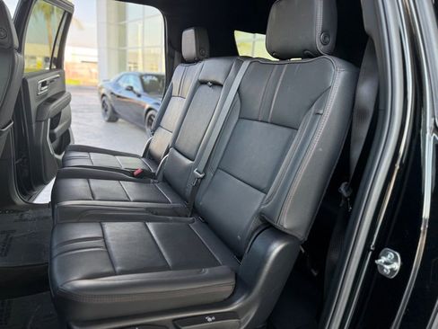 Used 2025 Chevrolet Suburban RST image 10