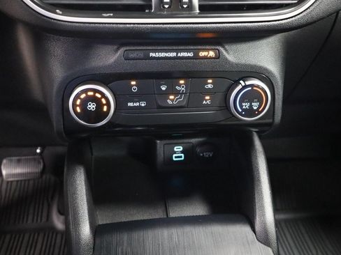 Used 2022 Ford Escape SE AWD/4WD image 16