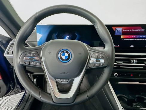 Certified 2023 BMW i4 eDrive35 image 11