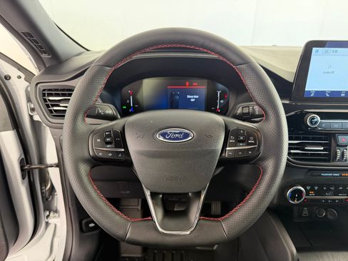 Used 2025 Ford Escape ST-Line w/ Equipment Group 301A FWD image 11