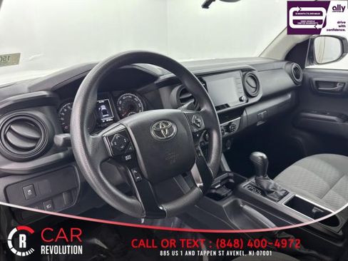 Used 2021 Toyota Tacoma SR RWD image 18