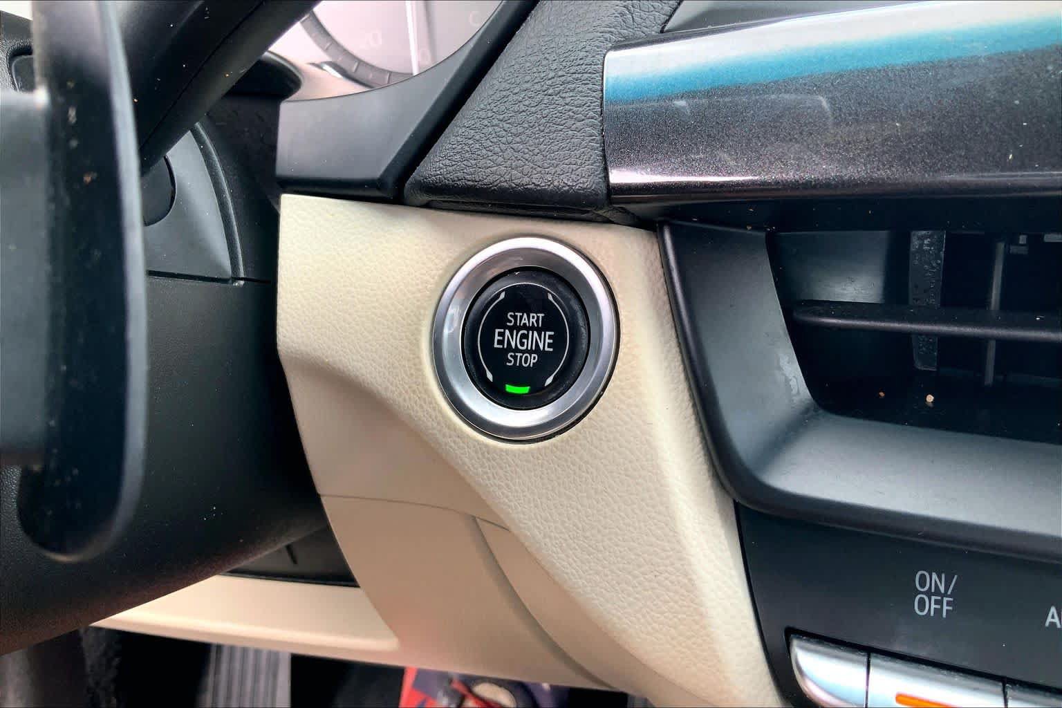 Used 2020 Cadillac CT4 Premium Luxury RWD image 33