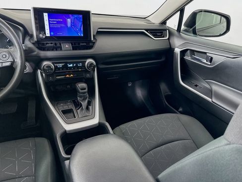 Certified 2024 Toyota RAV4 XLE FWD image 23