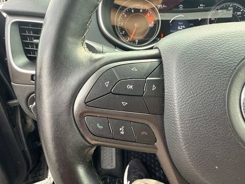 Used 2019 Jeep Cherokee Trailhawk w/ Cold Weather Group AWD/4WD image 13