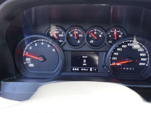 Used 2024 Chevrolet Silverado 1500 Custom AWD/4WD image 46