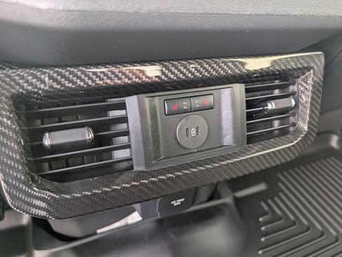 New 2026 Ford F250 Lariat w/ Black Appearance Package AWD/4WD image 10