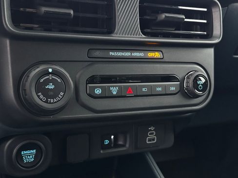 New 2026 Ford Maverick Lariat w/ Black Appearance Package image 23