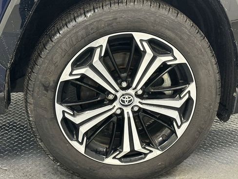 Used 2023 Toyota RAV4 XSE w/ Weather Package image 17