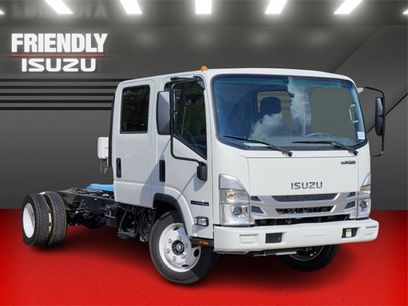 New 2024 Isuzu NPR