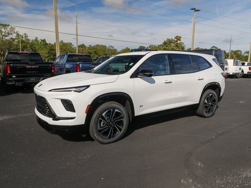 New 2026 Buick Enclave Sport Touring image 4