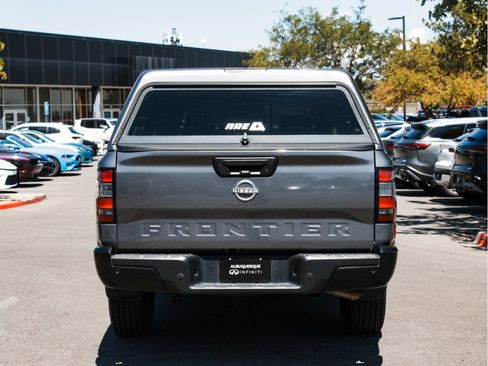Used 2022 Nissan Frontier S w/ Technology Package RWD image 6