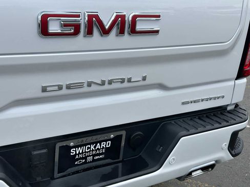 Used 2025 GMC Sierra 1500 Denali w/ Denali Reserve Package image 13