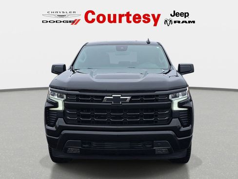 Used 2023 Chevrolet Silverado 1500 RST w/ Z71 Off-Road Package image 10