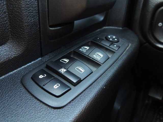 Used 2022 RAM 2500 Tradesman w/ Chrome Appearance Group AWD/4WD image 30
