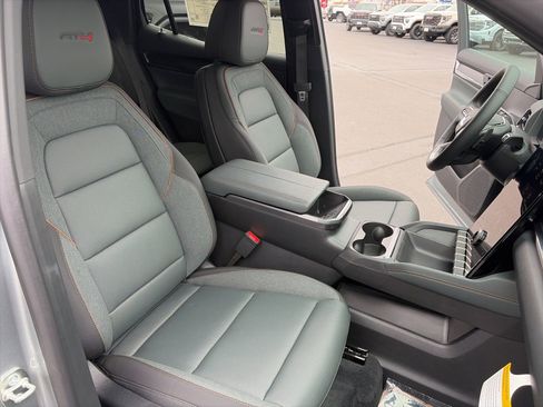 New 2026 GMC Terrain AT4 w/ Convenience Package III AWD/4WD image 24