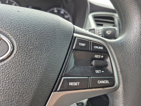 Used 2022 Hyundai Accent SEL w/ Cargo Package FWD image 24