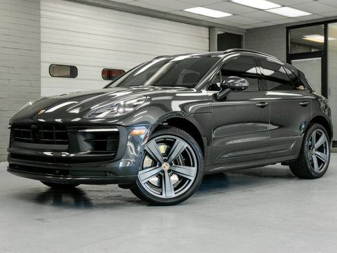 Used 2022 Porsche Macan S AWD/4WD image 2