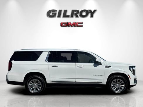 Used 2025 GMC Yukon XL Denali AWD/4WD image 2