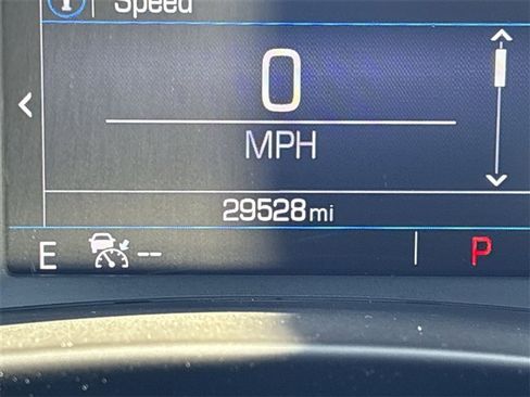 Used 2023 GMC Terrain SLE w/ Driver Convenience Package image 12