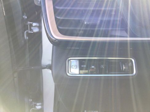 Used 2025 Buick Envision Sport Touring image 16