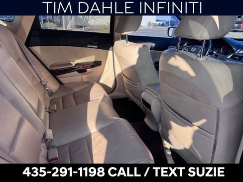 Used 2010 Honda Crosstour EX-L image 12