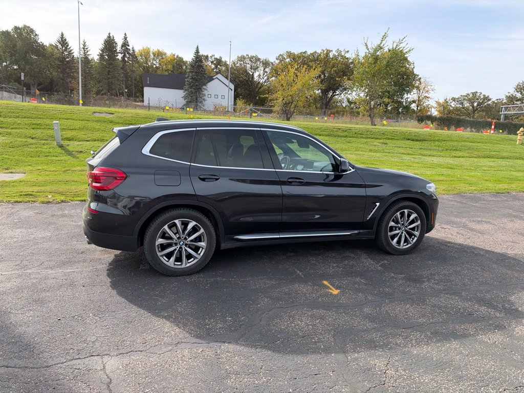 Used 2018 BMW X3 xDrive30i w/ Executive Package AWD/4WD image 19