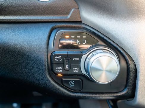 Used 2020 RAM 1500 Laramie image 27