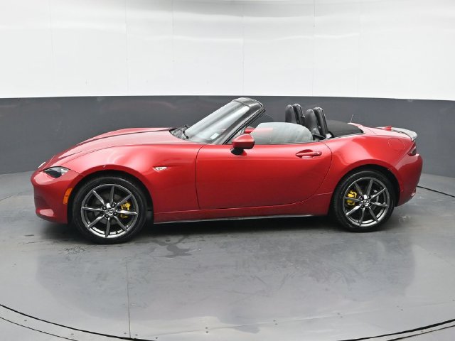 Used 2016 MAZDA MX-5 Miata Grand Touring RWD image 2