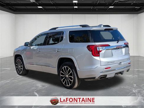 Used 2020 GMC Acadia Denali image 3