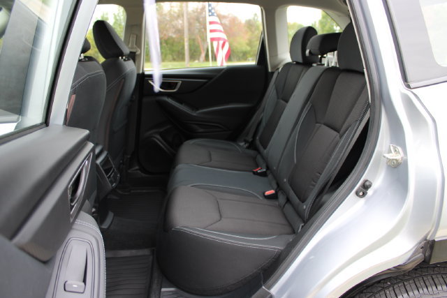 Used 2021 Subaru Forester AWD/4WD image 30