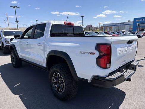 New 2026 Chevrolet Colorado ZR2 w/ Technology Package AWD/4WD image 9