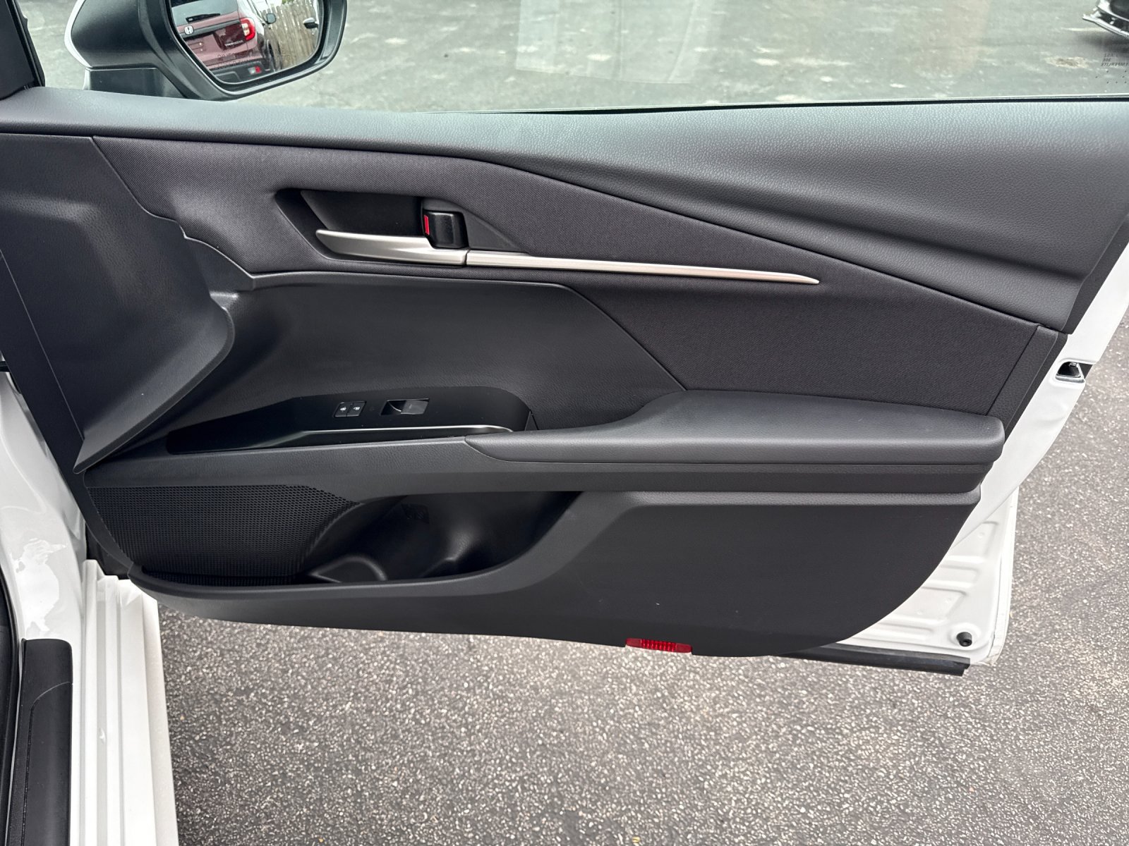 Used 2026 Toyota Camry LE FWD image 26