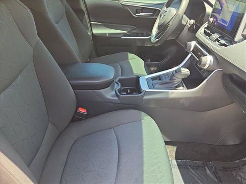 Used 2025 Toyota RAV4 XLE w/ Convenience Package AWD/4WD image 21