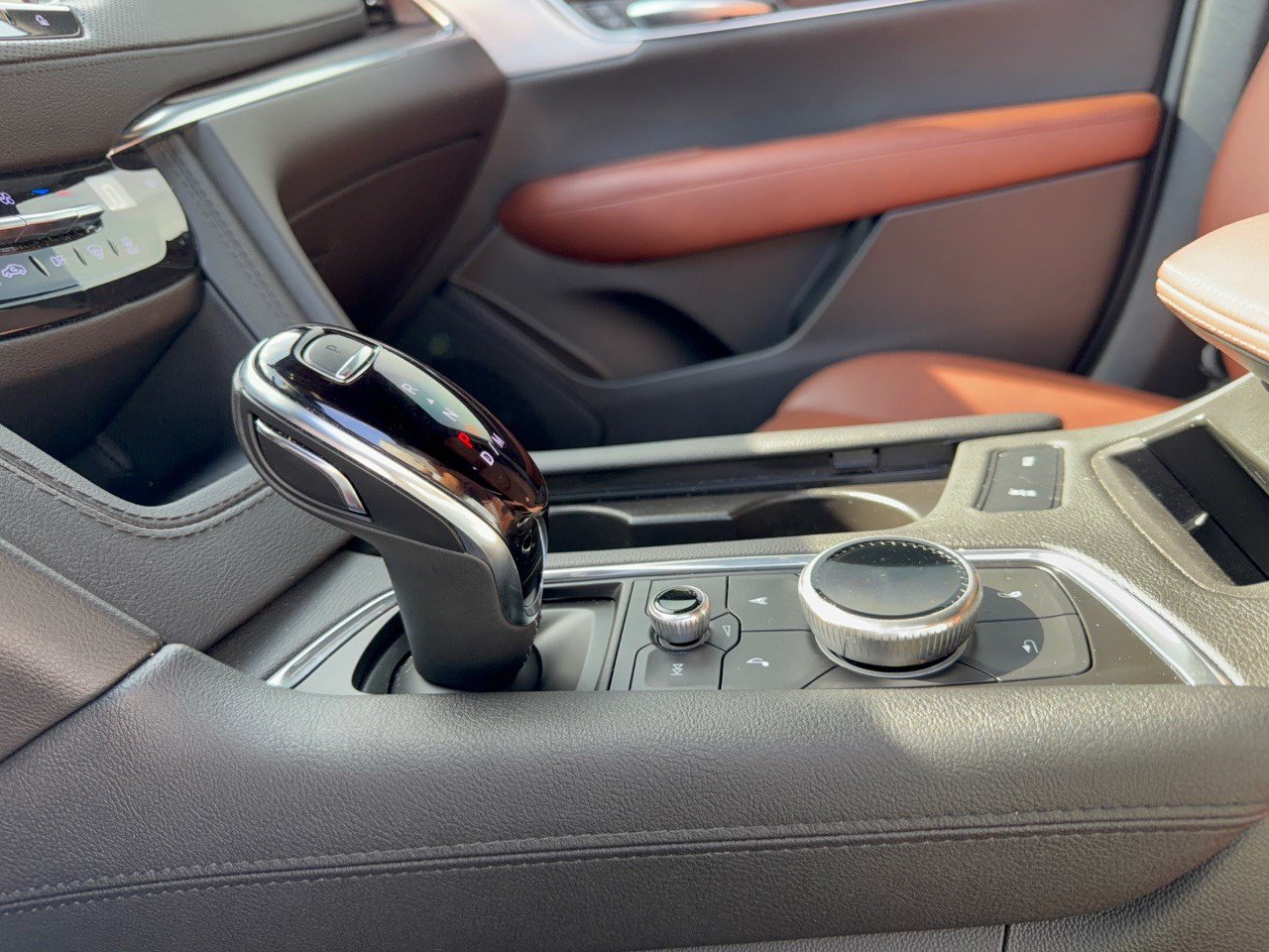 Used 2024 Cadillac XT5 Premium Luxury FWD image 21
