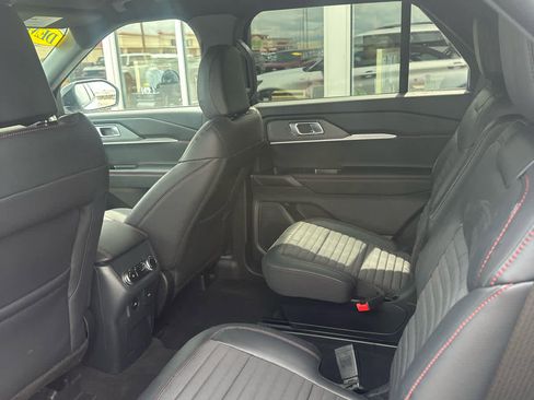 New 2026 Ford Explorer ST-Line AWD/4WD image 31