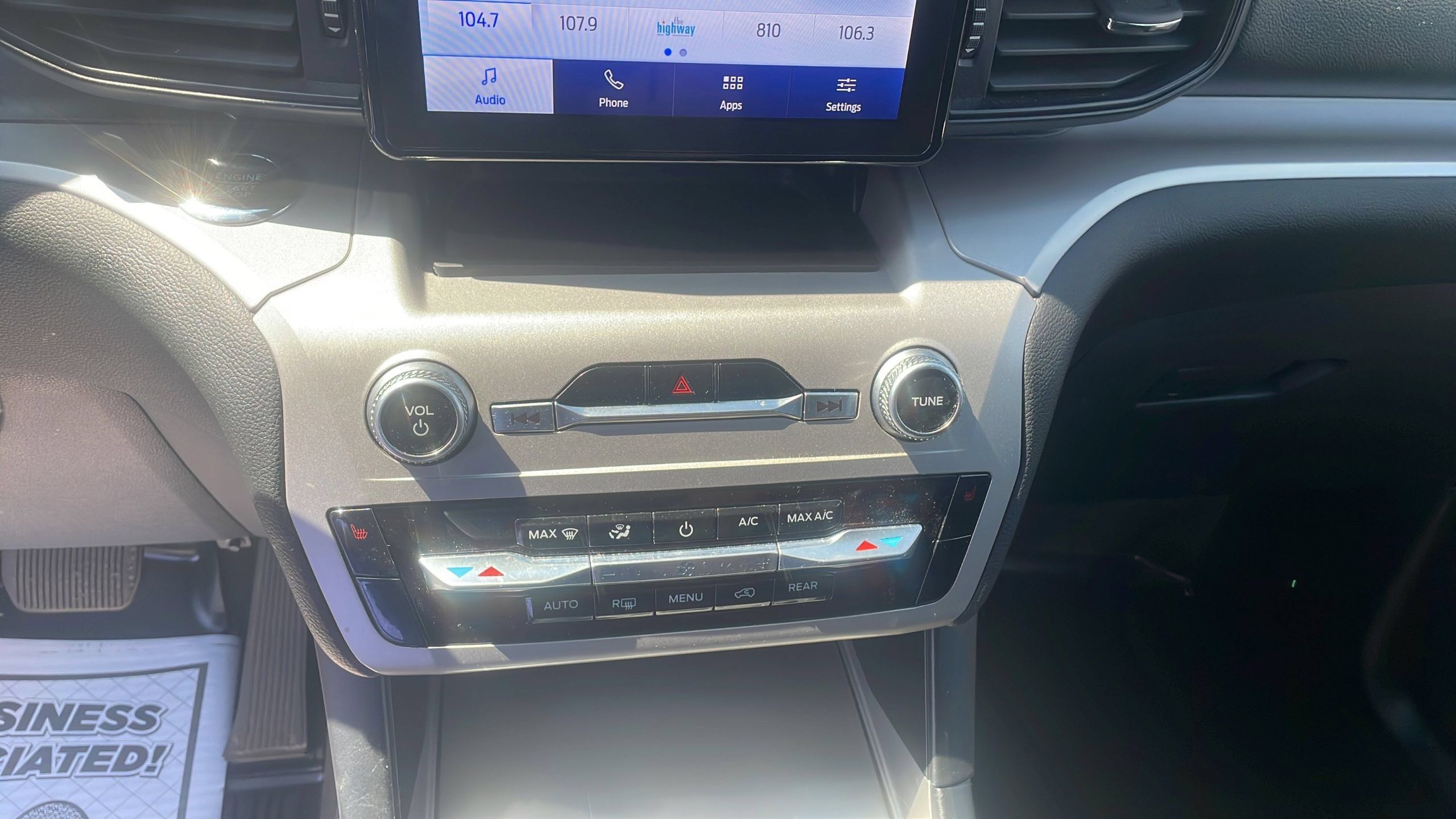 Certified 2023 Ford Explorer XLT AWD/4WD image 26