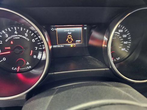 Used 2018 Ford Mustang GT RWD image 13